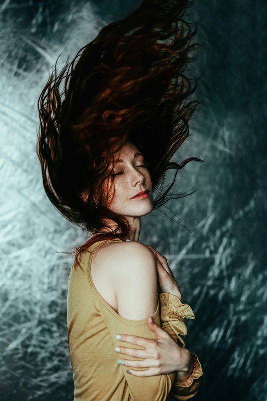 Simona V.